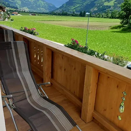 Schroll Irmi Mayrhofen