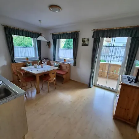 Schroll Irmi Appartement